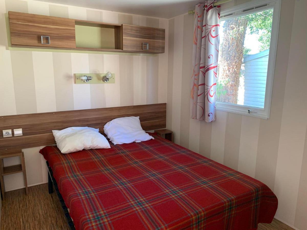 Camping De L'Etang Du Pays Blanc 게랑드 외부 사진
