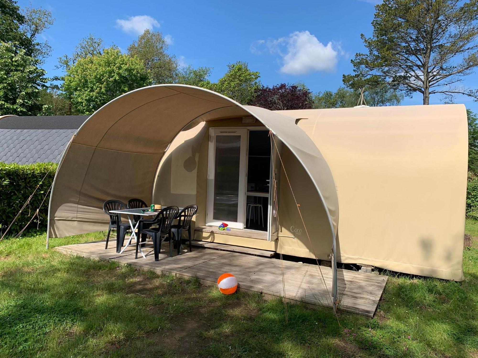 Camping De L'Etang Du Pays Blanc 게랑드 외부 사진